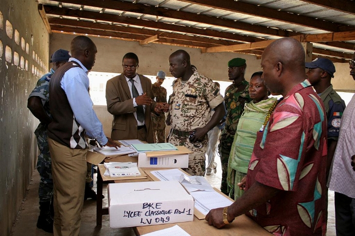 Distribution des cartes d’identité et d’électeur - Des Libériens envahissent Toulépleu